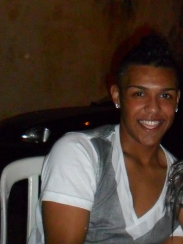 Sou Aquele Molque Que Pode Fazer Voce A Menina Mais Feliz Do Mundo   ♫