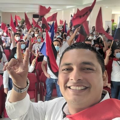 ☀️Mientras Nicaragua 🇳🇮 tenga hij@s que la amen seguirá siendo libre!!
// Sandinista 🔴⚫ // Sindicalista // Abogado ⚖️ // CDS 📲 Activista Digital