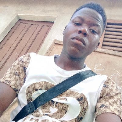 HOUEHOUNHALeps3's profile picture. Passionné du trading et de l'investissement 📌🎯