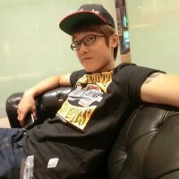 石頭 (@shiminzheng3) 's Twitter Profile