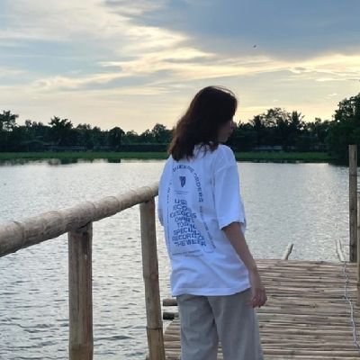 lalisaxadamari's profile picture. buying acc.