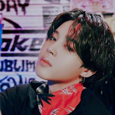 kaiiisea's profile picture. Autumn Leaves 🍂