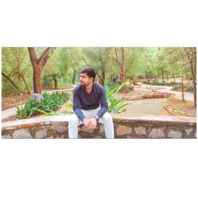 Kℹ️ETℹ️🅰️N
#Halfengineer
#single
#Blacklover🖤
#chailover
Nahi farq padta ab duniya kya kehti hai,
Main bahut achha hoon, ye meri maa
kehti hai!❤️