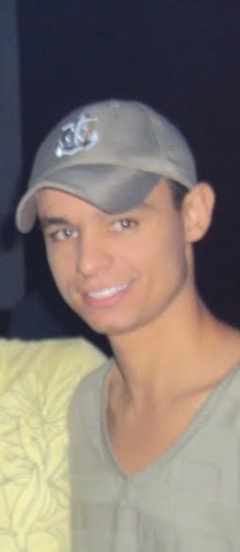 HenriqGouveia's profile picture. Libriano, 22 anos, 28/09/1990 Belo Horizonte / Montes Claros-MG, universitário. Adoro festas, cinema, pizza, balada e beijo roubado.