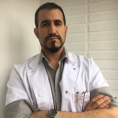 Diplomado y Grado en Fisioterapia
Licenciado en Psicología
Grado en Filosofía
Master Oficial en Nutrición
Master Oficial en Osteopatía
Ostéopathe DO France