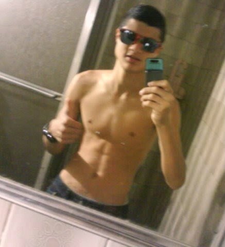 Brilhando em vida sorrindo a toa, vibrando amor e paz !