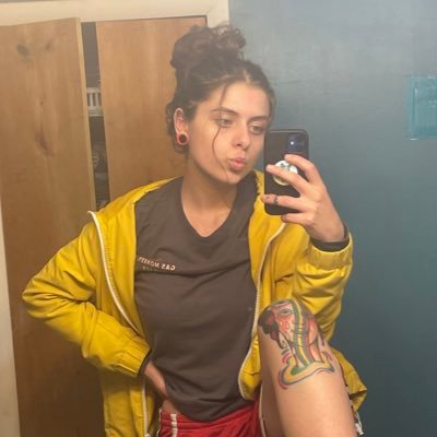 vickkii13's profile picture. art inspires other art. 🖼