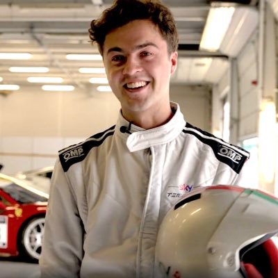 Freelance social media/content editor - Creator of @onlyendurance - Aspiring motorsports commentator @simsportsoluti1 - views are mine - RHUL Grad - #CCUK