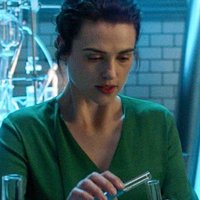chloe (@aalexdanvers) 's Twitter Profile