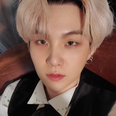 sleepyguk's profile picture. ♡ comeback szn ♥︎ she/her ♡ 21 y/o ♥︎