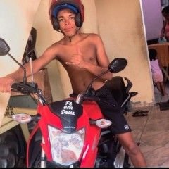 saudades eternas Leonan. Flávio. Lukinhas
nunca sera esquecidos na mentes dos outros cria😇😭😭🏴🏴🥀💔