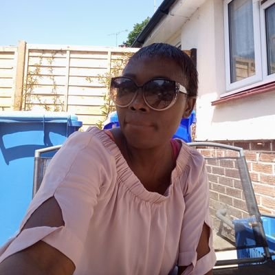 DAUGHTER OF THE LIVING GOD,
I BELONG TO JESUS CHRIST,
WIFE and MUM ❤