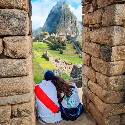 Irish Family with a love for travelling ✈️ Vlogging our adventures 🌍📸.
📍Ireland🇮🇪.
boardersandbeyondofficial@gmail.com