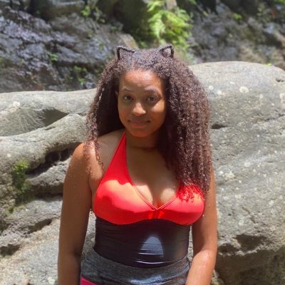 Yo ! Noob certifiée , je prends quand même plaisir à streamer sur twitch. Viens te moquer de mon gameplay avec moi ?