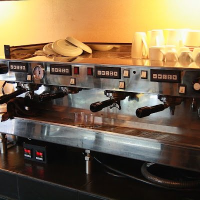 t_singkarat's profile picture. 