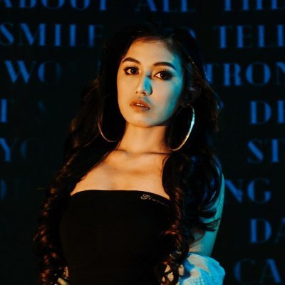 MissHanie17's profile picture. In a parallel universe, there is another you wishing they made the choice you have already made.