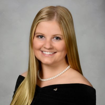 kacie_renae's profile picture. I am almost always with sorority sisters, family, or my boyfriend.😌