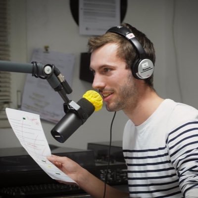 Animateur de la quotidienne d’une des premières radios associatives de France. Réalisateur de Clic Clac Tôpette !