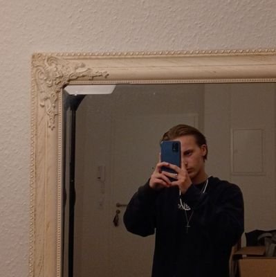 89weisswein's profile picture. wahrscheinlich stoned