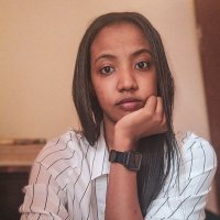 Lina (@leenay_) 's Twitter Profile