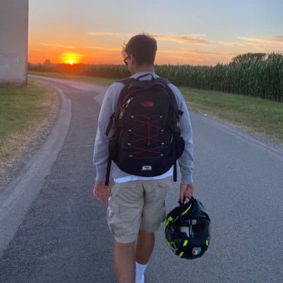 bonfyz's profile picture. 