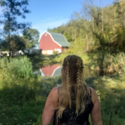 bmack__'s profile picture. marketing during the day🌸 boutique owner by night🌸living life in DC