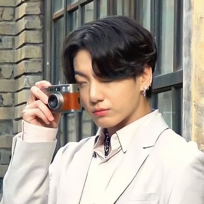 gcfskv's profile picture. — was @vkooklv on a little hiatus, ill be back soon and no the pinned hasn't finished and ill update it