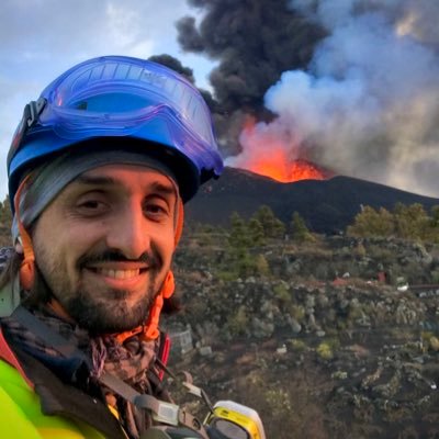 Volcanologist with a PhD in Geology. Research Scientist at Geosciences Barcelona, CSIC.