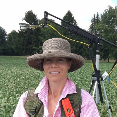 agroecologist, climate solutions researcher, maker, baker, water soul, horse lover, keeper of earth, MOM, PhD