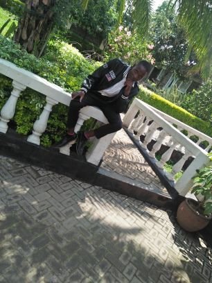 Davidondari1901's profile picture. Am a winner