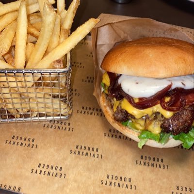 hibby59393251's profile picture. 