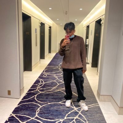 JCozmo_'s profile picture. hello