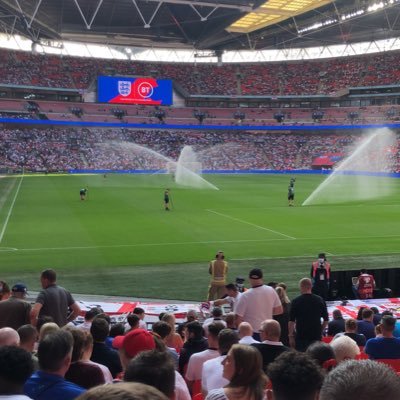 stevebowks1's profile picture. Massive arsenal fan. Also play a bit myself. Currently playing for no 1