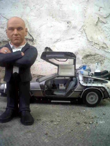tiny_white's profile picture. Im tiny Dana White. I have a motherfucking time machine & Im best fucking friends with Artoo-Detoo.