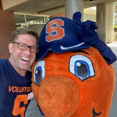 Communicator at @SyracuseU's Office of Alumni Engagement (@SUAlums), adjunct faculty at @NewhouseSU, 🍊 @Cuse, ⚾ @Mets, 🏈 @giants fan, recovering TV news guy.