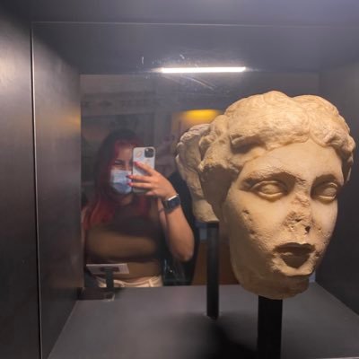 AngyThenage's profile picture. 