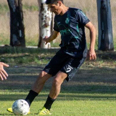 clauuzidinger's profile picture. canceriano ♋ padre de Valentino y Milena
me apasiona la pesca y mi trabajo...Bostero a Muerte