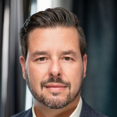 gustavo_toronto's profile picture. A man, just a man...in love with the beautiful game.