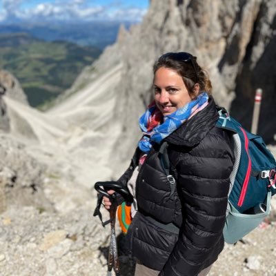 Beatrice, blogger e autrice di guide escursionistiche ⛰Trovi consigli pratici per #escursioni in #montagna nelle #Dolomiti e in Alto Adige. Ti aspetto sul blog!