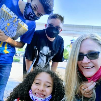 suzynurse1's profile picture. 