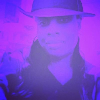 I Live Torontow 0ntario l was born raise in canada i born june 19th 1983lm online to follow people on twitter page lm hugest fan of roman reigns💦💫💥💯💢💋💋💦