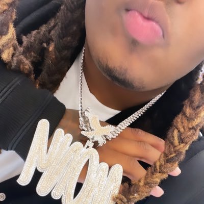 monyyfashooo's profile picture. 