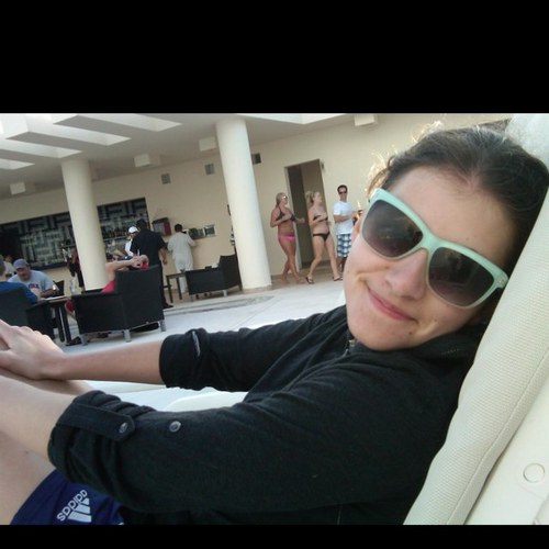 kherde8's profile picture. 