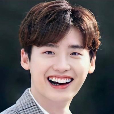 BTSkumsirako's profile picture. ロマンスは別冊付録を見てイジョンソクが好きになりました❤！イジョンソクが好きな方とぜひ仲良くしたいです！ 無言フォローすみません💦💦💦 BTSテテ  NiziUリマも好きです(*^^*)