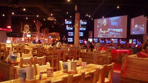 wackywings_miss's profile picture. 16 000sq ft RESTAURANT & SPORTS BAR, 2 GIANT screens OVER 60 flat panel TVs, OVER 100 FLAVOURS of CHICKEN WINGS/ full menu, INTERACTIVE GAMES and BILLIARDS!