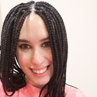 ana94M's profile picture. She/her., chaotic good, professional yapper, ambassador of cringe, dad joke enthusiast, ginger slanderer,  eternal delinquent.