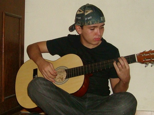 Thiagopsenraa's profile picture. 