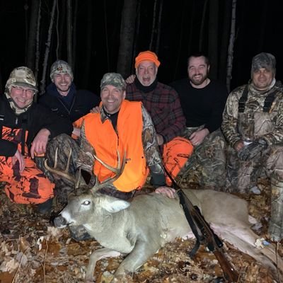 Husband | Father | Michigan Native | Traveler | Outdoorsmen | Harrie Hunt Club
Instagram: @michiganmanoutdoors
Tik Tok: @michiganmanoutdoors