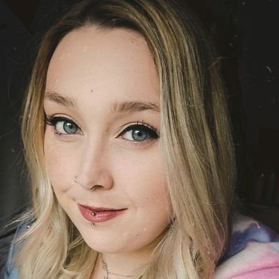 clothmuma's profile picture. just your average  mum with 2 beautiful  little girls munchkin who's 6 and jelly bean who is 4
on the way to becoming a Learning disabilities  nurse #RNLDtobe