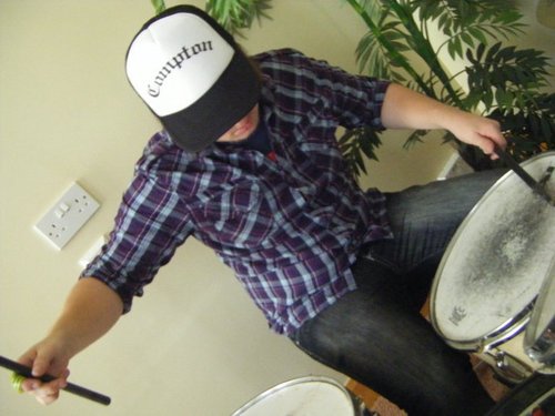 RIPITTHEFUCKUP's profile picture. It's the perfect crime.